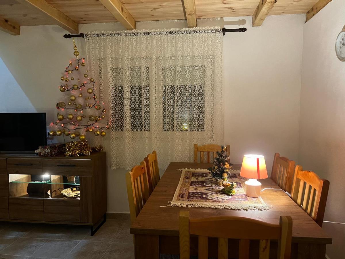 Laf Guest House โคลาชิน ภายนอก รูปภาพ